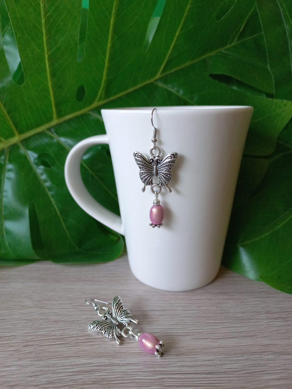 minđuše leptir pink